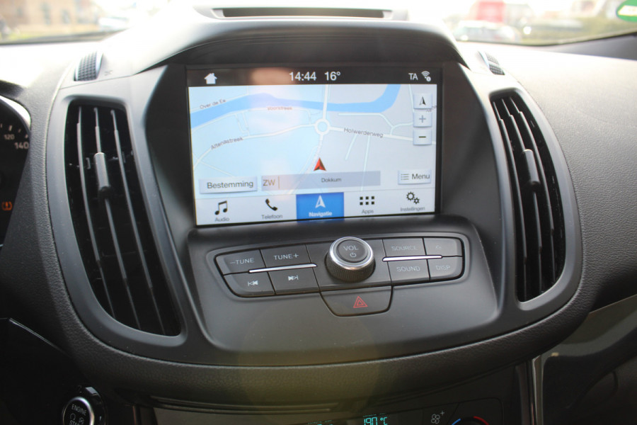 Ford Kuga 1.5 EcoBoost ST Line , 180pk , AWD , 1800kg Trekgewicht Climate control , Navigatie , Camera , Trekhaak Panorama/schuif kantel dak , Dealeronderhouden