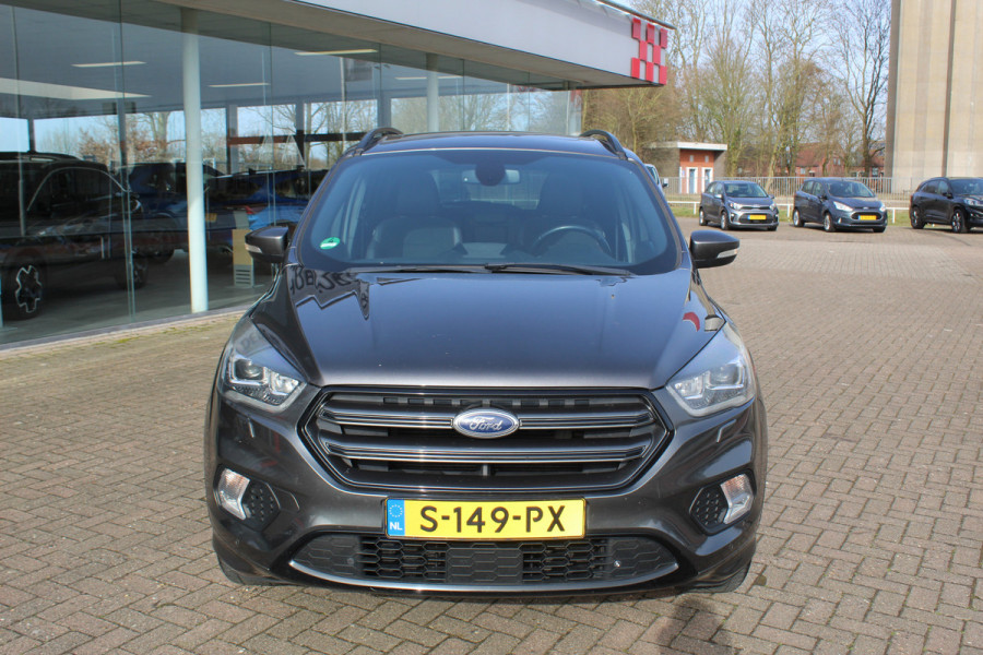 Ford Kuga 1.5 EcoBoost ST Line , 180pk , AWD , 1800kg Trekgewicht Climate control , Navigatie , Camera , Trekhaak Panorama/schuif kantel dak , Dealeronderhouden