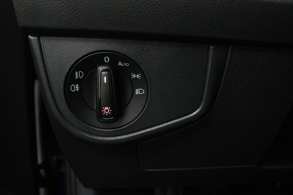 Volkswagen Polo 1.0 TSI Comfortline (NAVIGATIE, DIGITALE COCKPIT, CRUISE CONTROL ADAPTIEF, PARKEERSENSOREN)