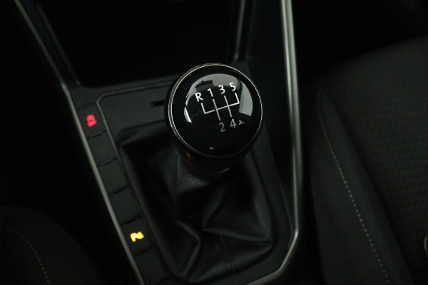 Volkswagen Polo 1.0 TSI Comfortline (NAVIGATIE, DIGITALE COCKPIT, CRUISE CONTROL ADAPTIEF, PARKEERSENSOREN)