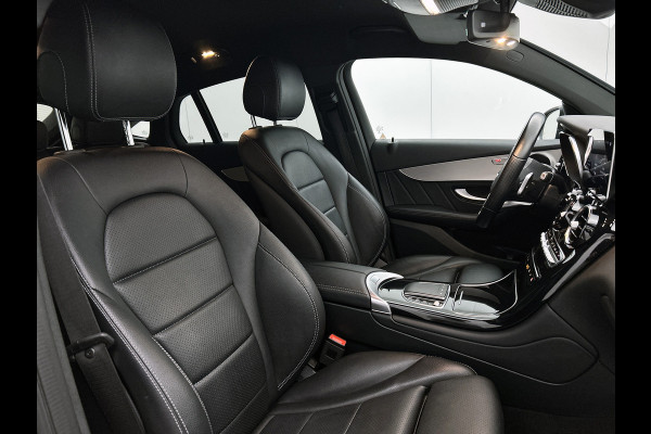 Mercedes-Benz GLC Coupé 300 e 4MATIC Plugin Hybride AMG Line | Digitale Cockpit | Leder | rode remklauwen | Panamericana Grille | Premium pakket Inclusief 24 maanden Mercedes-Benz Certified garantie voor Europa.