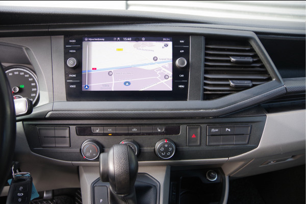 Volkswagen Transporter 2.0 TDI L2 3-ZITS, AUT. LED, 2X SCHUIFDEUR, TREKHAAK, STOELVERWARMING, CAMERA, ADAPT. CRUISE, AIRCO