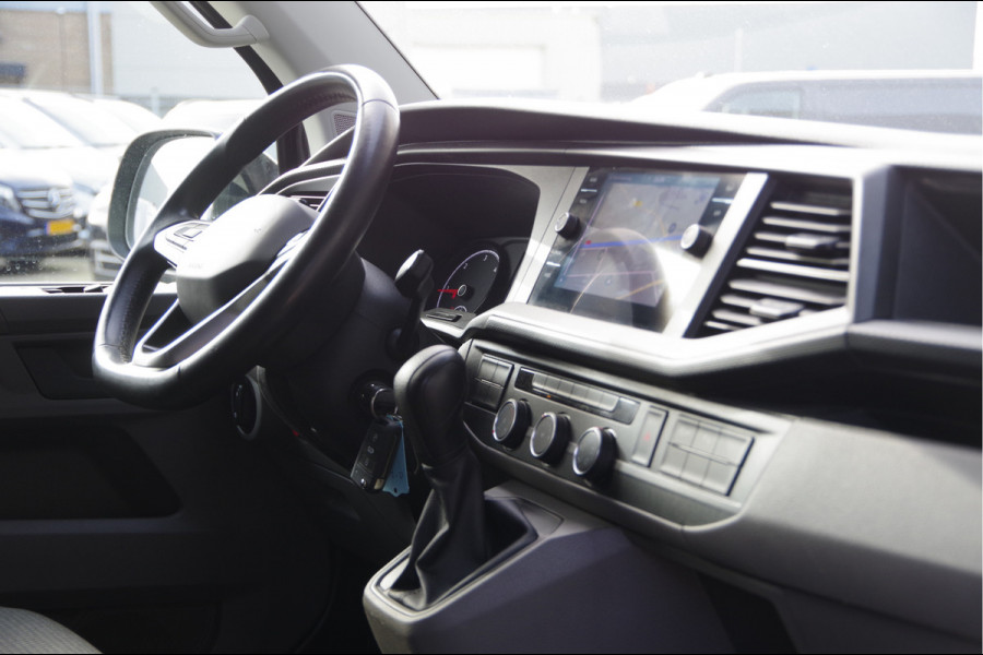 Volkswagen Transporter 2.0 TDI L2 3-ZITS, AUT. LED, 2X SCHUIFDEUR, TREKHAAK, STOELVERWARMING, CAMERA, ADAPT. CRUISE, AIRCO