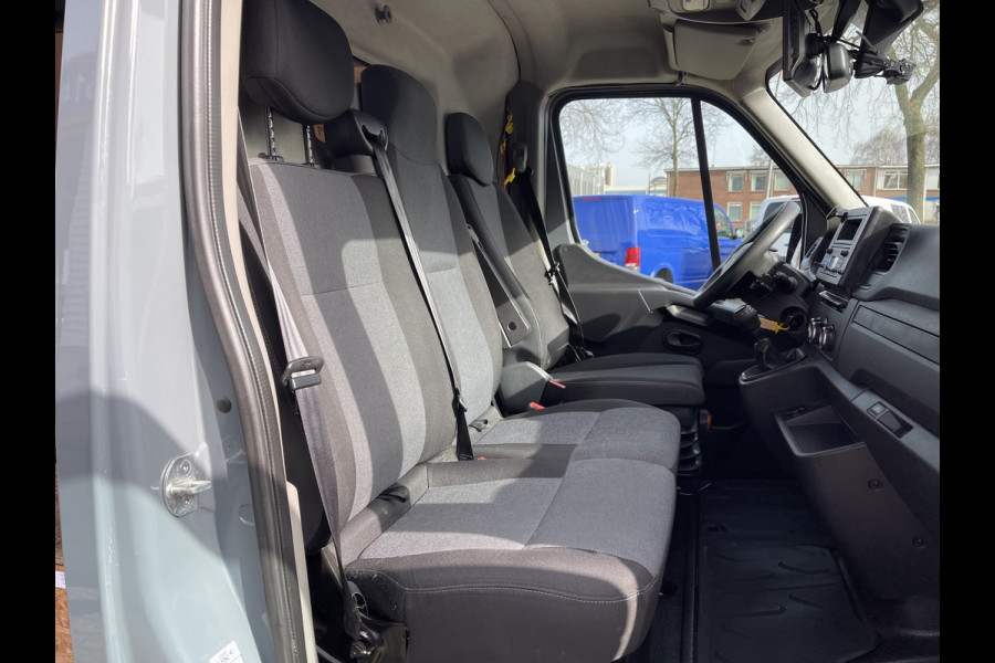 Renault Master T35 2.3 dCi 150pk L3H3 Energy Comfort / vaste prijs rijklaar € 21.950 ex btw / lease vanaf € 358 / ideaal voor camper ombouw / omvormer / standkachel / trekhaak