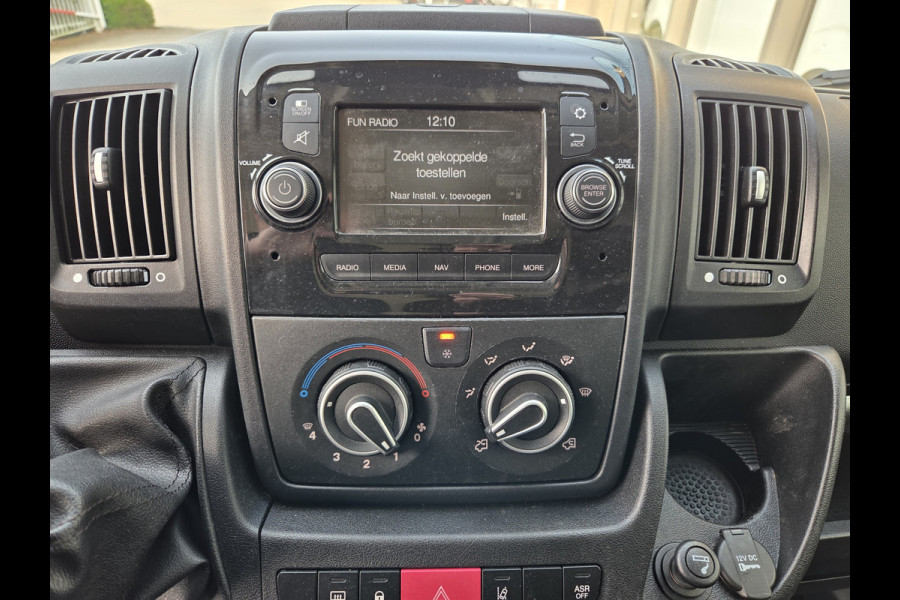 Peugeot Boxer 2.2 BlueHDI 140Pk L4H2 Airco Navi PDC Cruise control Achteruitrijcamera