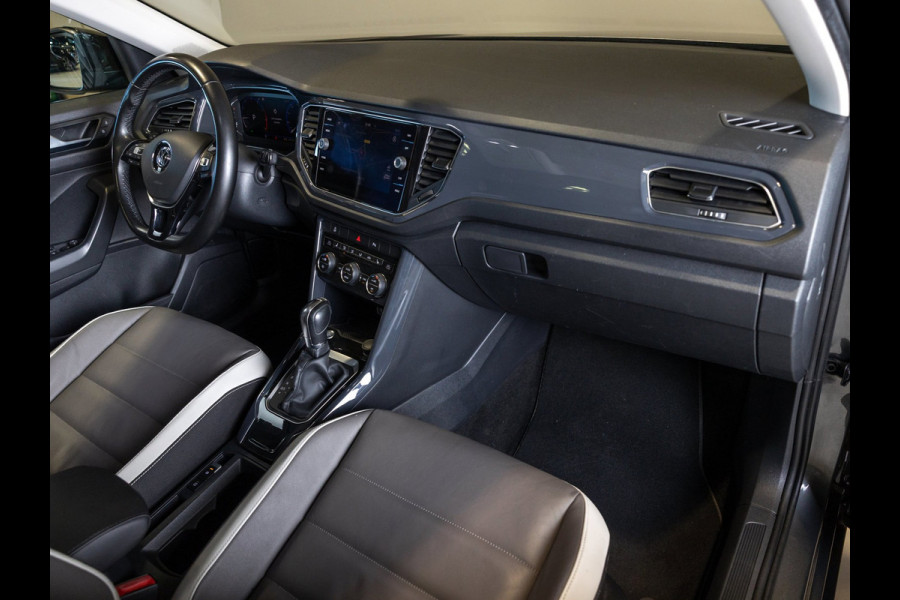 Volkswagen T-Roc 1.5 TSI Style / 150pk / Lederen bekleding / Airco / Achteruitrijcamera / Stoelverwarming / Cruise