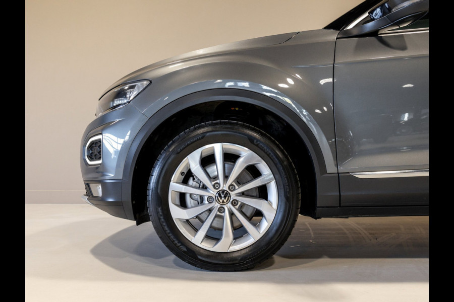 Volkswagen T-Roc 1.5 TSI Style / 150pk / Lederen bekleding / Airco / Achteruitrijcamera / Stoelverwarming / Cruise