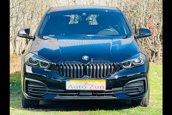 BMW 1-serie 118i High Executive/Automaat/Carplay/Navi/Cruise C