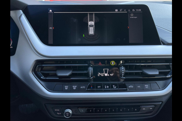 BMW 1-serie 118i High Executive/Automaat/Carplay/Navi/Cruise C