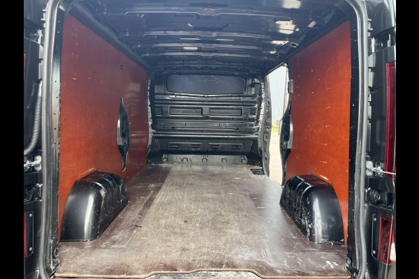 Renault Trafic 2.0 dCi 150pk E6 L2 Work Edition 3 Zits Lease €372 p/m, Airco, Navi Carplay, PDC, Led, Imperiaal, Trekhaak, Cruise controle, Onderhoudshistorie aanwezig