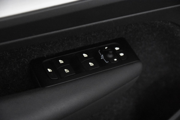 Volvo XC40 T5 Inscription *1ste Eigenaar*Panoramadak*360 Camera*Harmann Kardon*