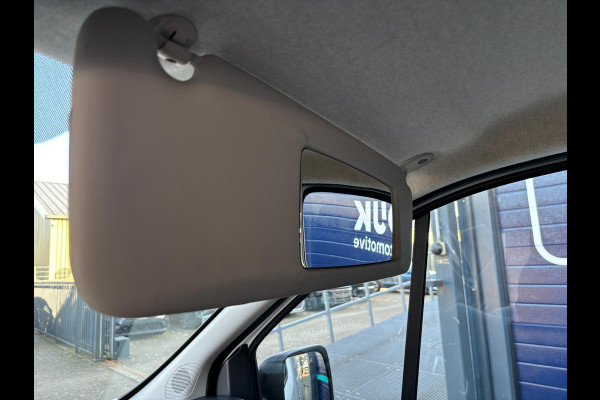 Renault Trafic T30 L2H1 150PK AUTOMAAT LED AIRCO CRUISE CONTROL CAMERA NAVIGATIE CARPLAY