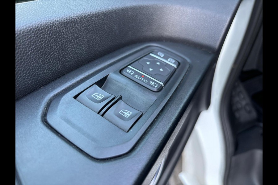 Renault Trafic T30 L2H1 150PK AUTOMAAT LED AIRCO CRUISE CONTROL CAMERA NAVIGATIE CARPLAY