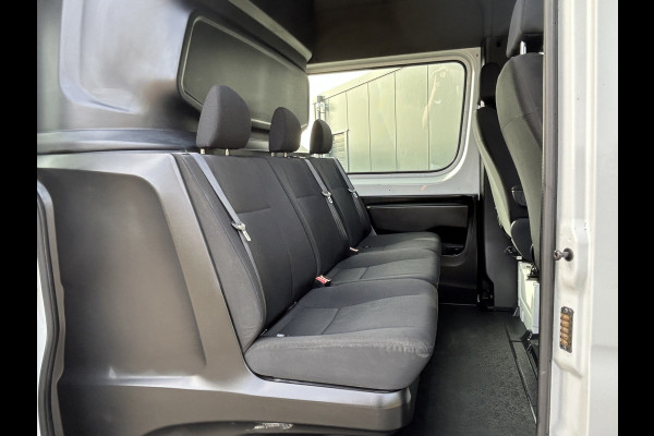 Mercedes-Benz Sprinter 315 CDI 150 PK AUTOMAAT RWD / DUBBEL-CABINE / L2H2 / 3.5T TREKHAAK / 5 PERSOONS / AIRCO / CRUISE / NAVI / CAMERA