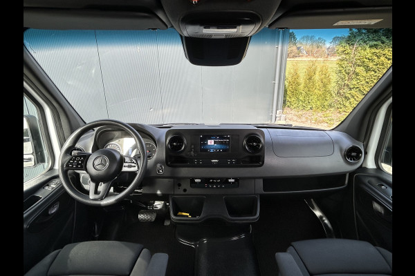Mercedes-Benz Sprinter 315 CDI 150 PK AUTOMAAT RWD / DUBBEL-CABINE / L2H2 / 3.5T TREKHAAK / 5 PERSOONS / AIRCO / CRUISE / NAVI / CAMERA
