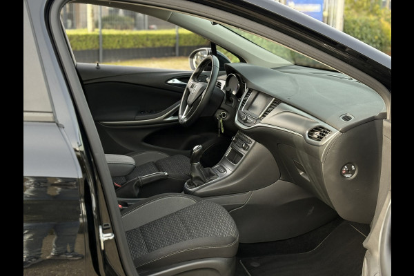 Opel Astra Sports Tourer 1.2 Business Edition | Carplay/Android, PDC, Cruise, Climate, Trekhaak | NAP |