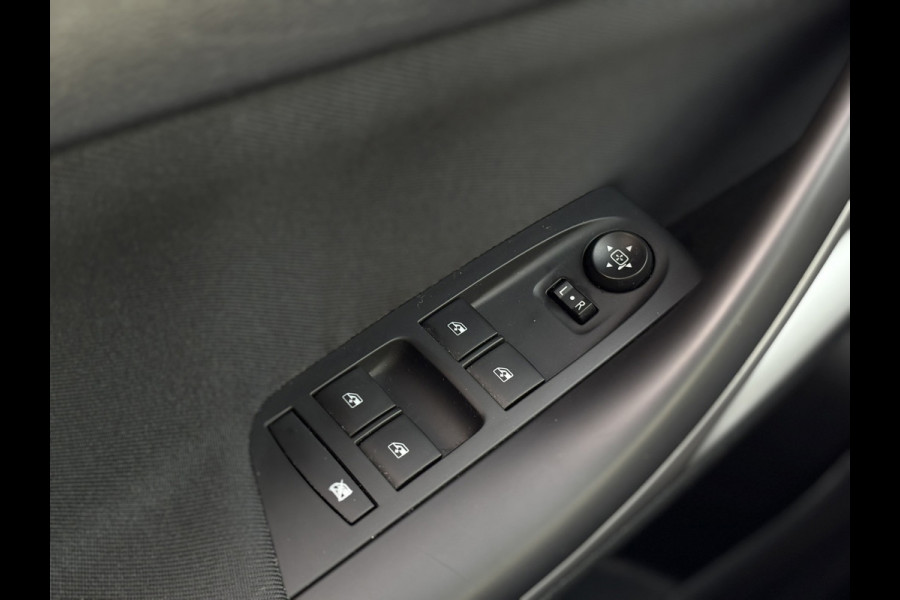 Opel Astra Sports Tourer 1.2 Business Edition | Carplay/Android, PDC, Cruise, Climate, Trekhaak | NAP |