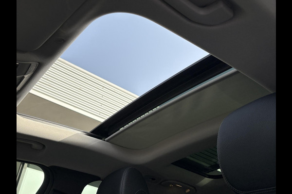 Mercedes-Benz GLC 300e 4MATIC AMG Line 320pk | PHEV | Panoramadak | Stoelverwarming | Burmeister | 360 Camera | Adaptive Cruise |