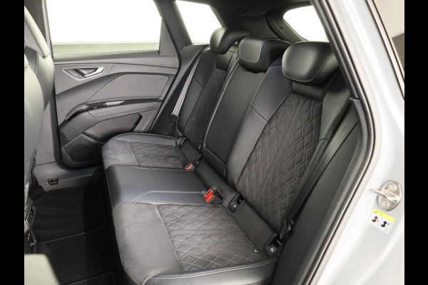 Audi Q4 e-tron 40 S-line 77kWh 204pk | SOH 94% | Panoramadak| Navigatie | Parkeercamera | Lederen bekleding | Keyless pakket | Head up display