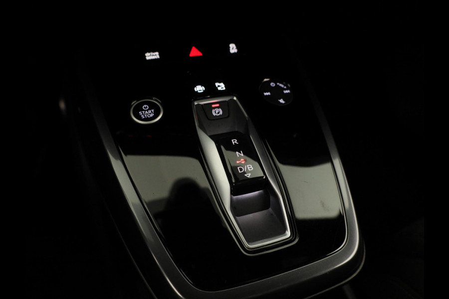 Audi Q4 e-tron 40 S-line 77kWh 204pk | SOH 94% | Panoramadak| Navigatie | Parkeercamera | Lederen bekleding | Keyless pakket | Head up display