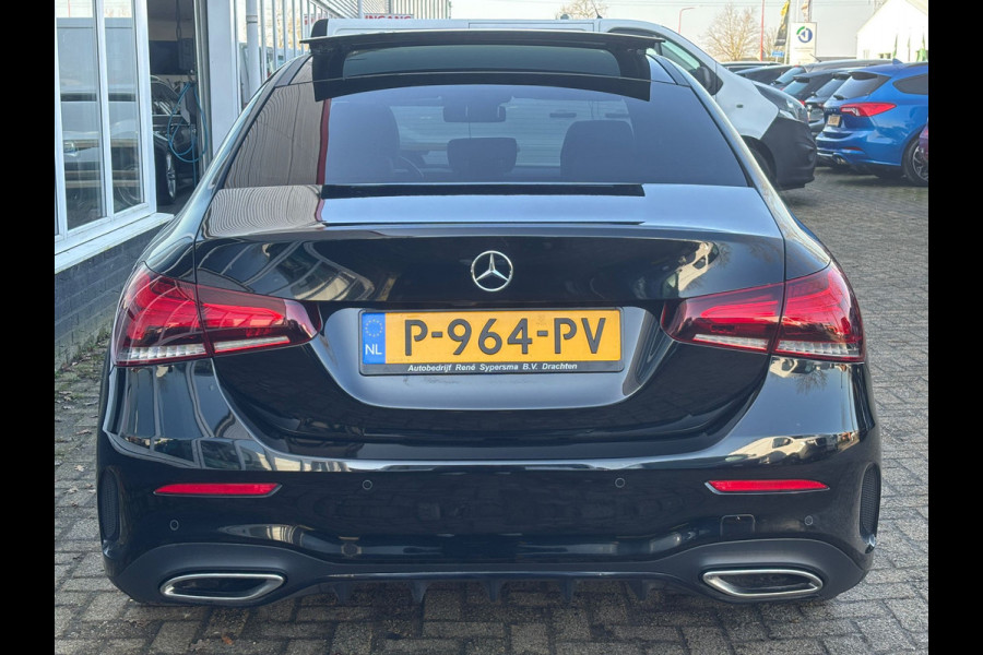 Mercedes-Benz A-Klasse 180 Business Solution AMG Pano | Sfeerverlichting | NL Auto!