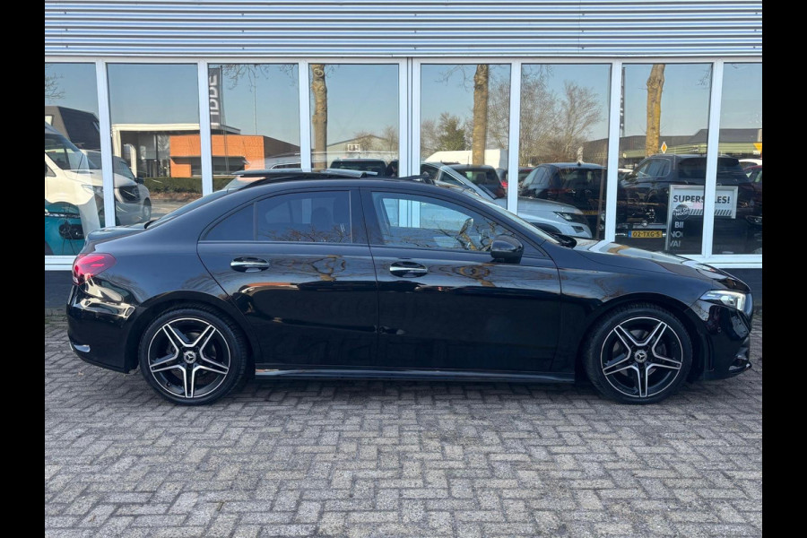 Mercedes-Benz A-Klasse 180 Business Solution AMG Pano | Sfeerverlichting | NL Auto!