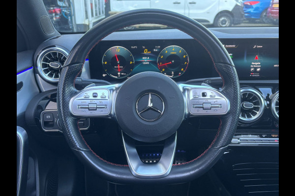 Mercedes-Benz A-Klasse 180 Business Solution AMG Pano | Sfeerverlichting | NL Auto!
