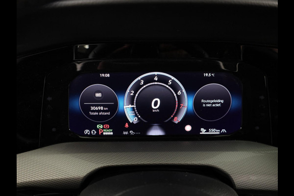 Volkswagen Golf 1.5 eHybrid Style Edition 204 pk Automaat (DSG) | Verlengde garantie | Navigatie via App | Parkeersensoren (Park assist) | Achteruitrijcamera | Stoelverwarming |