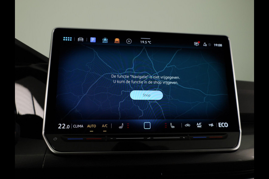 Volkswagen Golf 1.5 eHybrid Style Edition 204 pk Automaat (DSG) | Verlengde garantie | Navigatie via App | Parkeersensoren (Park assist) | Achteruitrijcamera | Stoelverwarming |