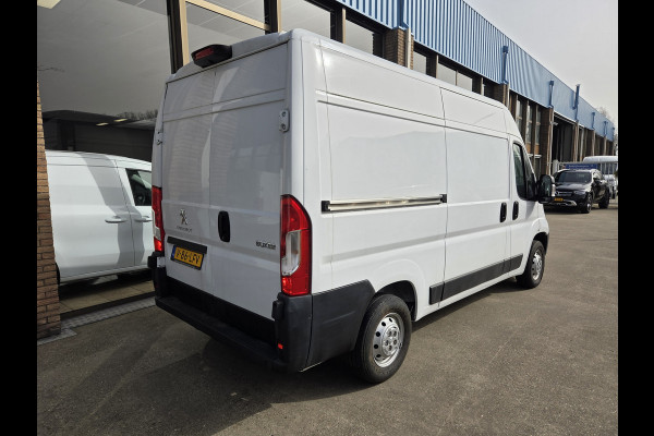 Peugeot Boxer 2.2 BlueHDi 140 Pk L2/H2 Airco Cruise Control Navigatie