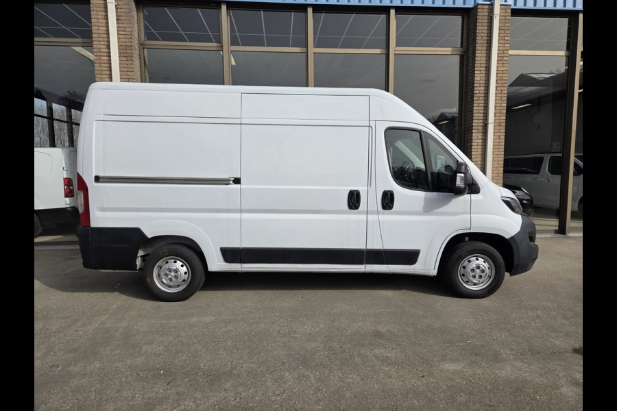 Peugeot Boxer 2.2 BlueHDi 140 Pk L2/H2 Airco Cruise Control Navigatie