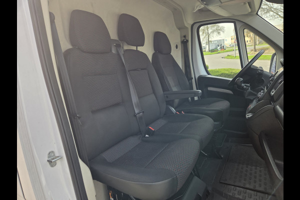 Peugeot Boxer 2.2 BlueHDi 140 Pk L2/H2 Airco Cruise Control Navigatie