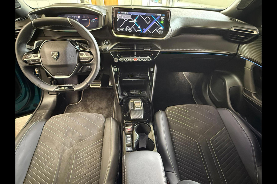 Peugeot 2008 1.2 Hybrid 145 GT Automaat, Stoelverwarming, Navi, Camera