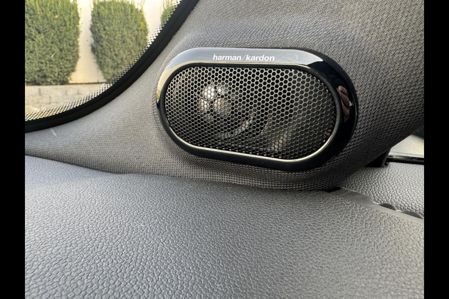 MINI Cooper SE Yours Stuurverwarming Head-up, Harman kardon, Panoramadak, Leder, Adaptieve Cruise Neem contact op en we maken een afspraak!