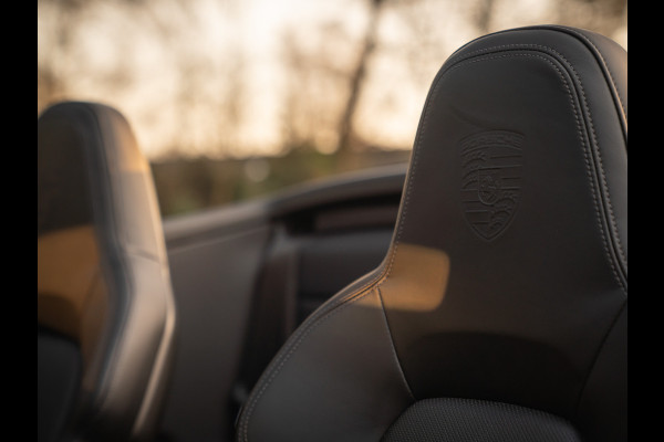 Porsche 911 Cabrio 3.0 Carrera | Sportuitlaat | Stoelventilatie | Sport Chrono | Bose