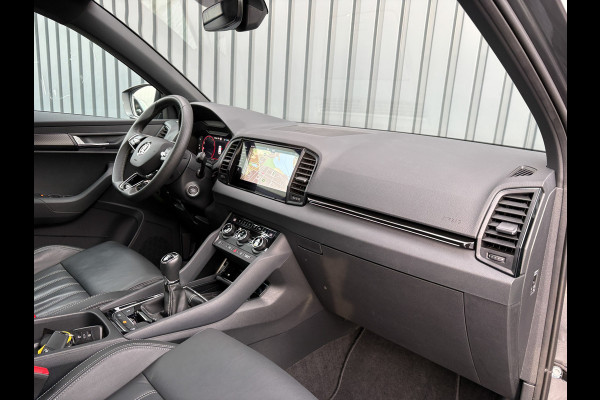 Škoda Karoq 1.5 TSI ACT Sportline Business | Leder | Camera | Adapt. Cruise control | Stoel & Stuur verw. | Prijs Rijklaar!!