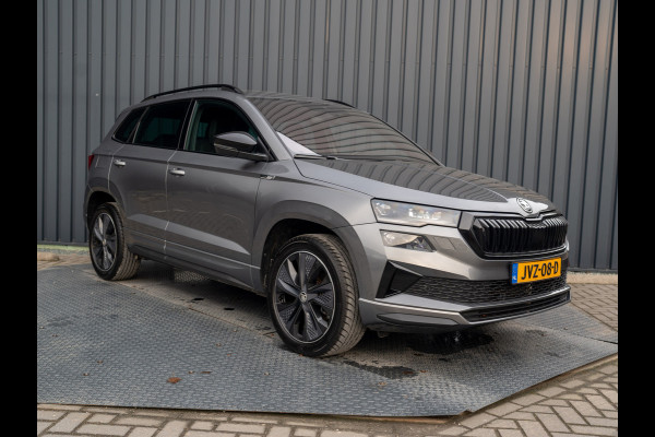 Škoda Karoq 1.5 TSI ACT Sportline Business | Leder | Camera | Adapt. Cruise control | Stoel & Stuur verw. | Prijs Rijklaar!!