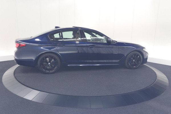 BMW 5 Serie 545e xDrive Business Edition Plus | M Sportpakket | Driving Assistant Professional | Harman Kardon Surround Sound System