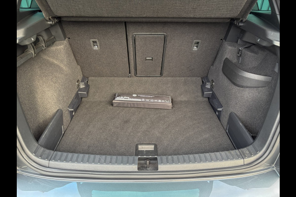 Škoda Karoq 1.5 TSI ACT Sportline Business | Elk. A-klep | Camera | Lane Assist | Stoel & Stuur verw. | Prijs Rijklaar!!