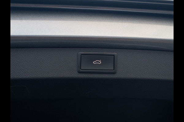 Škoda Karoq 1.5 TSI ACT Sportline Business | Elk. A-klep | Camera | Lane Assist | Stoel & Stuur verw. | Prijs Rijklaar!!