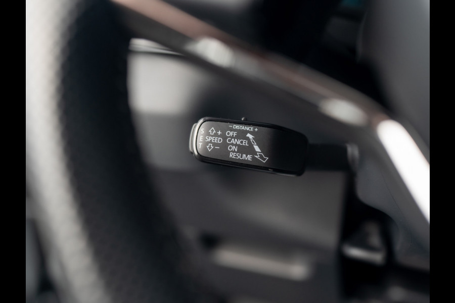 Škoda Karoq 1.5 TSI ACT Sportline Business | Elk. A-klep | Camera | Lane Assist | Stoel & Stuur verw. | Prijs Rijklaar!!