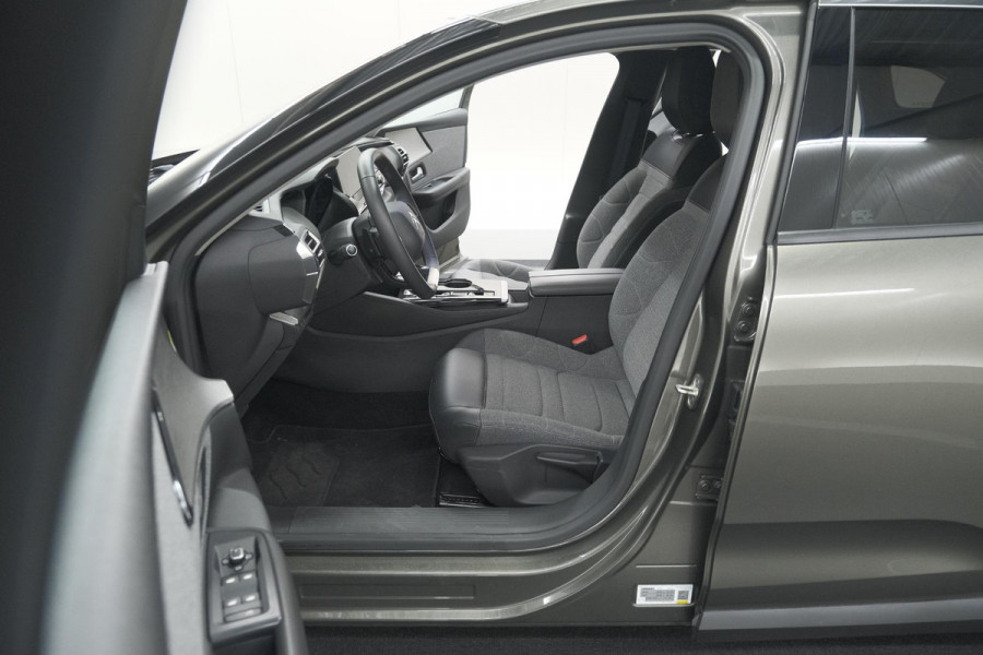 Citroën C5 X 1.6 Plug-in Hybrid 225 Business | Apple Carplay | Parkeersensoren | Navigatie