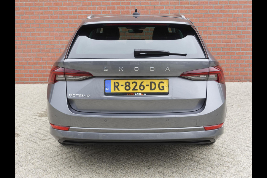 Škoda Octavia Combi 1.0 TSI 110pk Business Edition Plus | Navigatie | Apple Carplay/Android Auto | Camera | Parkeersensoren | Elektrische achterklep | Blind Spot Assist | Adaptive Cruise Control | Virtual Cockpit | Stoelverwarming | Ledverlichting | Sfeerverlichting | Climate Control