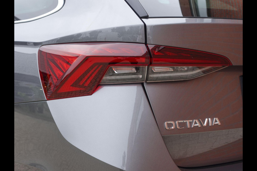 Škoda Octavia Combi 1.0 TSI 110pk Business Edition Plus | Navigatie | Apple Carplay/Android Auto | Camera | Parkeersensoren | Elektrische achterklep | Blind Spot Assist | Adaptive Cruise Control | Virtual Cockpit | Stoelverwarming | Ledverlichting | Sfeerverlichting | Climate Control