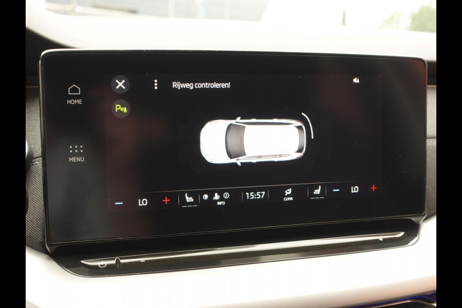 Škoda Octavia Combi 1.0 TSI 110pk Business Edition Plus | Navigatie | Apple Carplay/Android Auto | Camera | Parkeersensoren | Elektrische achterklep | Blind Spot Assist | Adaptive Cruise Control | Virtual Cockpit | Stoelverwarming | Ledverlichting | Sfeerverlichting | Climate Control