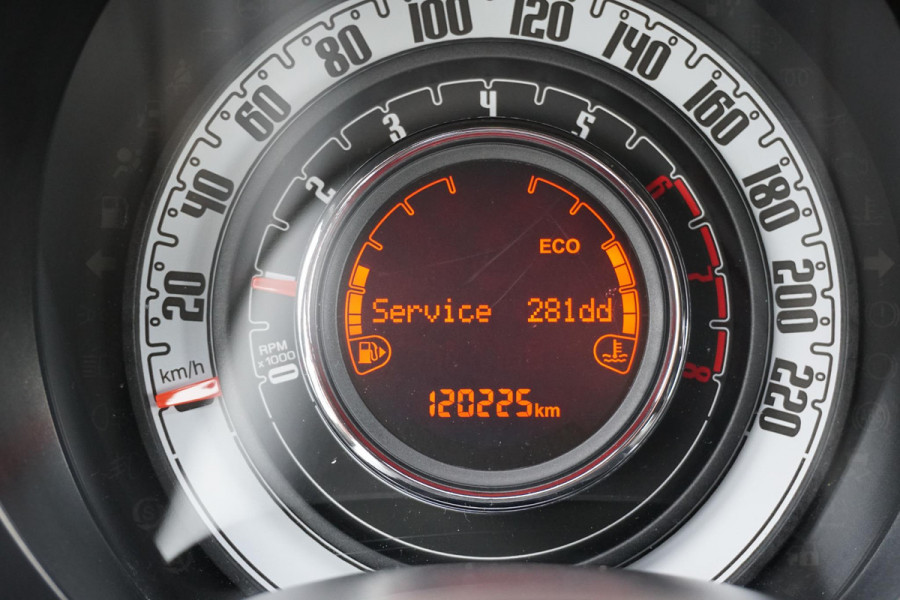 Fiat 500 0.9 TwinAir Turbo Sport + CRUISE CONTROL / NAVI / SENSOREN