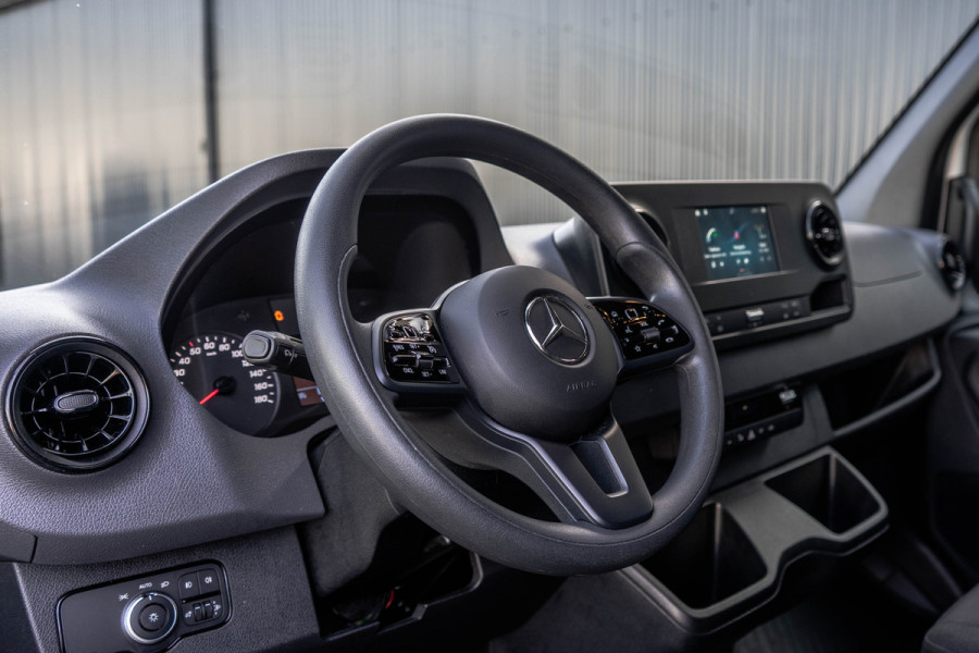 Mercedes-Benz Sprinter 317 CDI L2H2 | Automaat | Mbux | 360° camera | Navi | Cruise | Climatronic