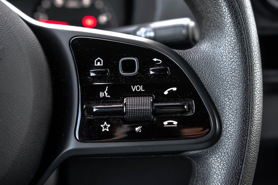Mercedes-Benz Sprinter 317 CDI L2H2 | Automaat | Mbux | 360° camera | Navi | Cruise | Climatronic