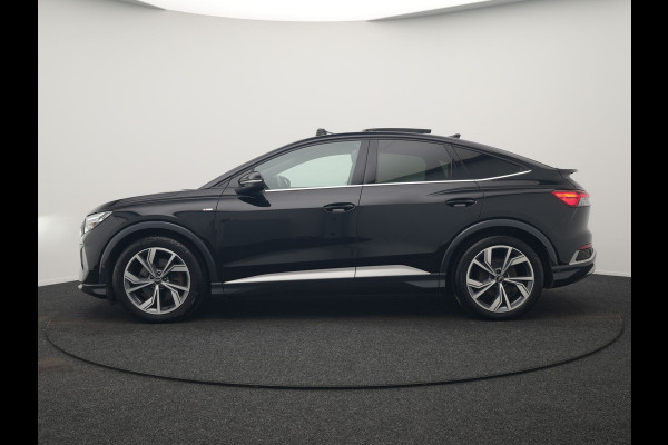 Audi Q4 Sportback e-tron 50 Quattro S Line 77 kWh 300pk Dealer O.H. | Trekhaak Af Fabriek | Panodak | Adaptive Cruise | Head Up | Camera | Matrix LED | Lederen Sportstoelen Verwarmd | Sfeerverlichting | Apple Carplay | Keyless | Blis | 20"L.M | Navigatie |