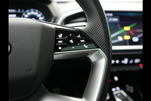 Audi Q4 Sportback e-tron 50 Quattro S Line 77 kWh 300pk Dealer O.H. | Trekhaak Af Fabriek | Panodak | Adaptive Cruise | Head Up | Camera | Matrix LED | Lederen Sportstoelen Verwarmd | Sfeerverlichting | Apple Carplay | Keyless | Blis | 20"L.M | Navigatie |